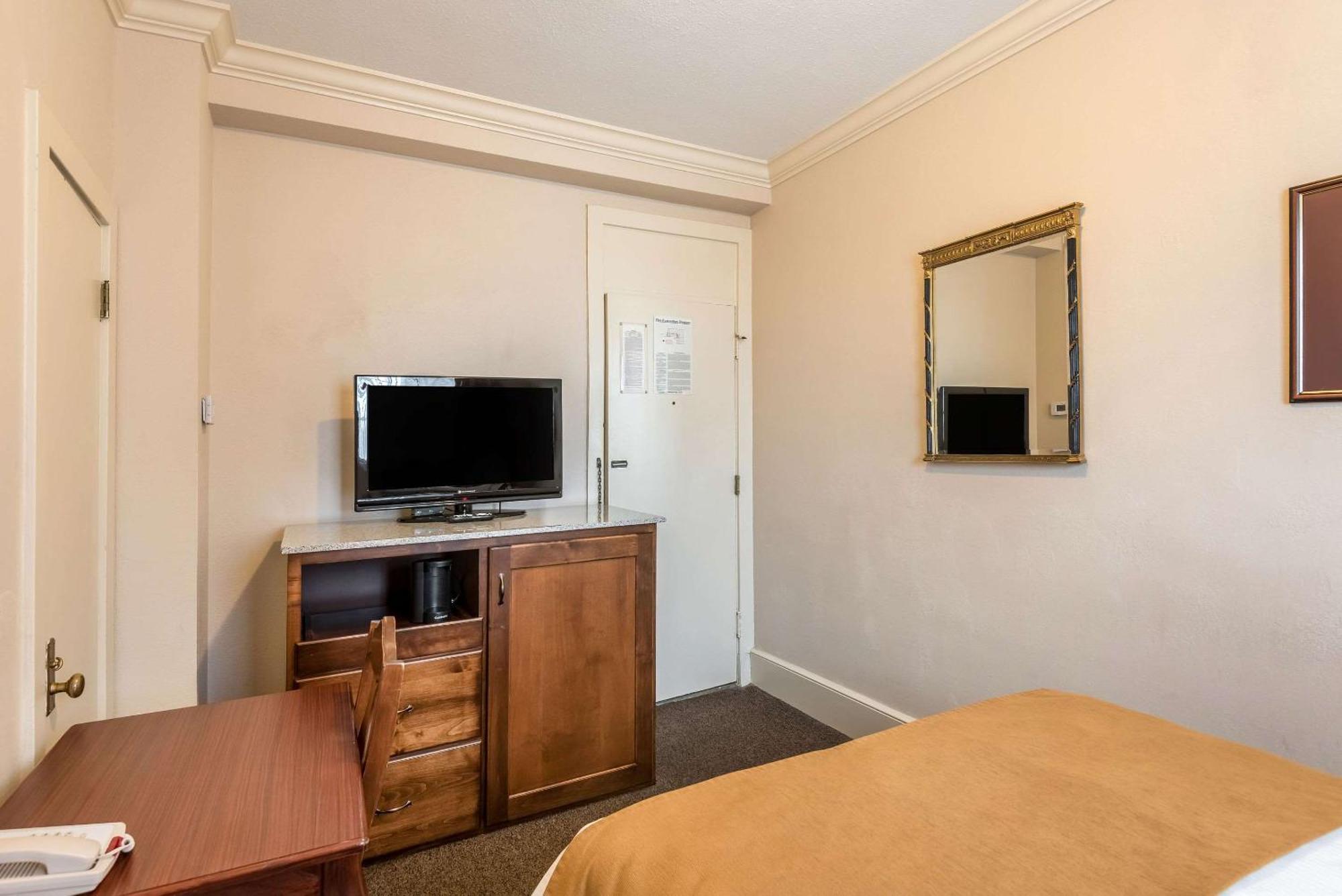 Hotel Bothwell Sedalia Central District, Ascend Hotel Collection Buitenkant foto